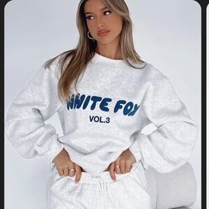 NWOT White Fox Boutique Offstage Sweatshirt Hoodie XXS/XS